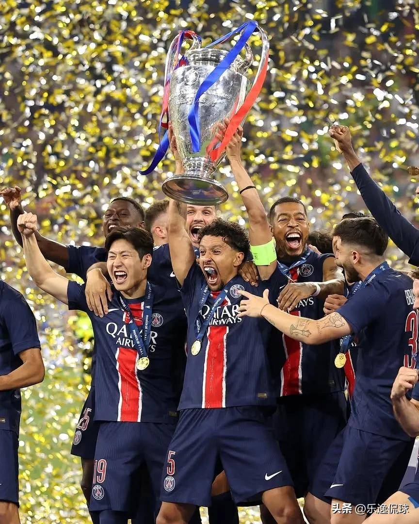 黄金时期足球比赛！全明星队伍展露锋芒的简单介绍