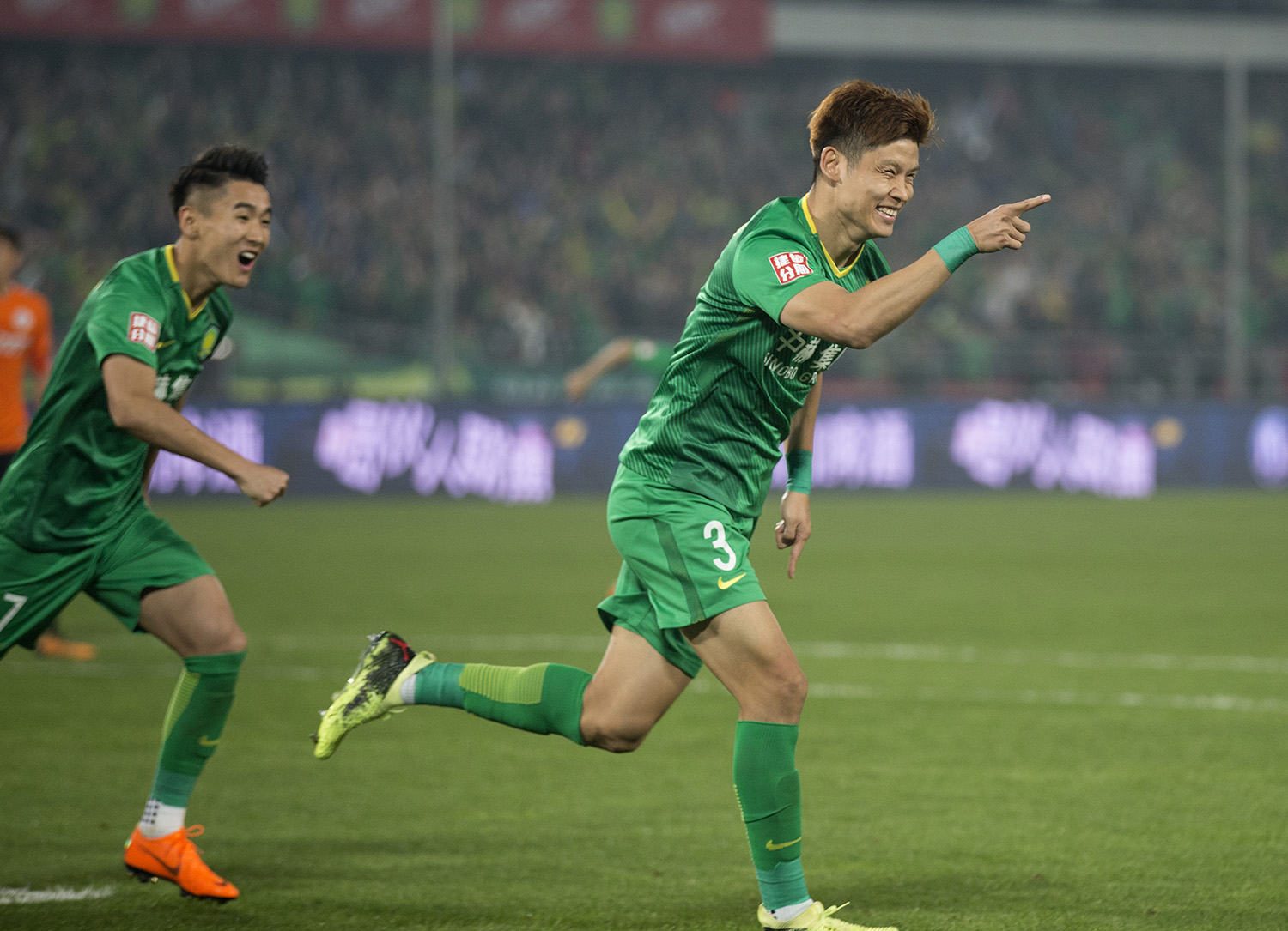 勇士们的巅峰对决,谁能笑到最后? 勇士们的巅峰对决,谁能笑到最后?