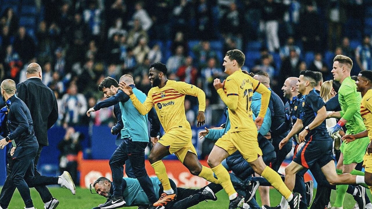 精彩比赛中引发球迷热烈讨论