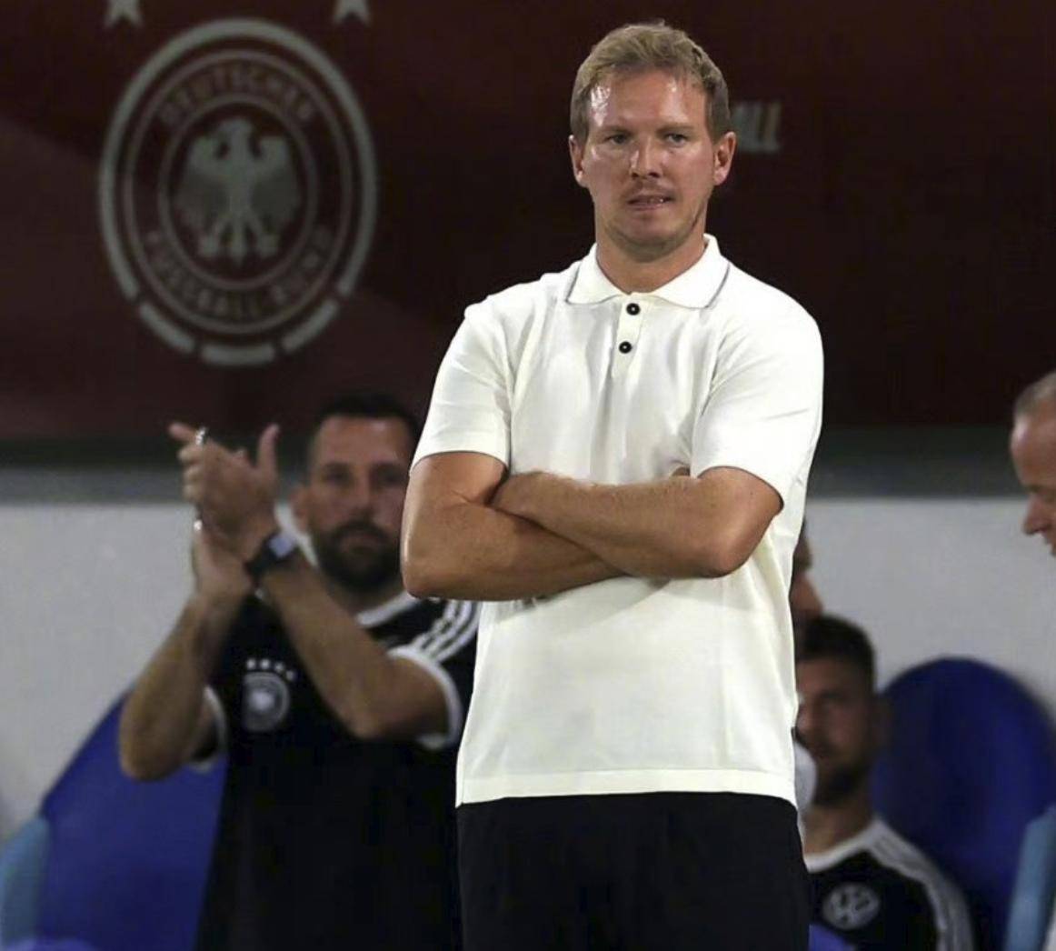 德国队备战罗马尼亚和冰岛，必须全力以赴