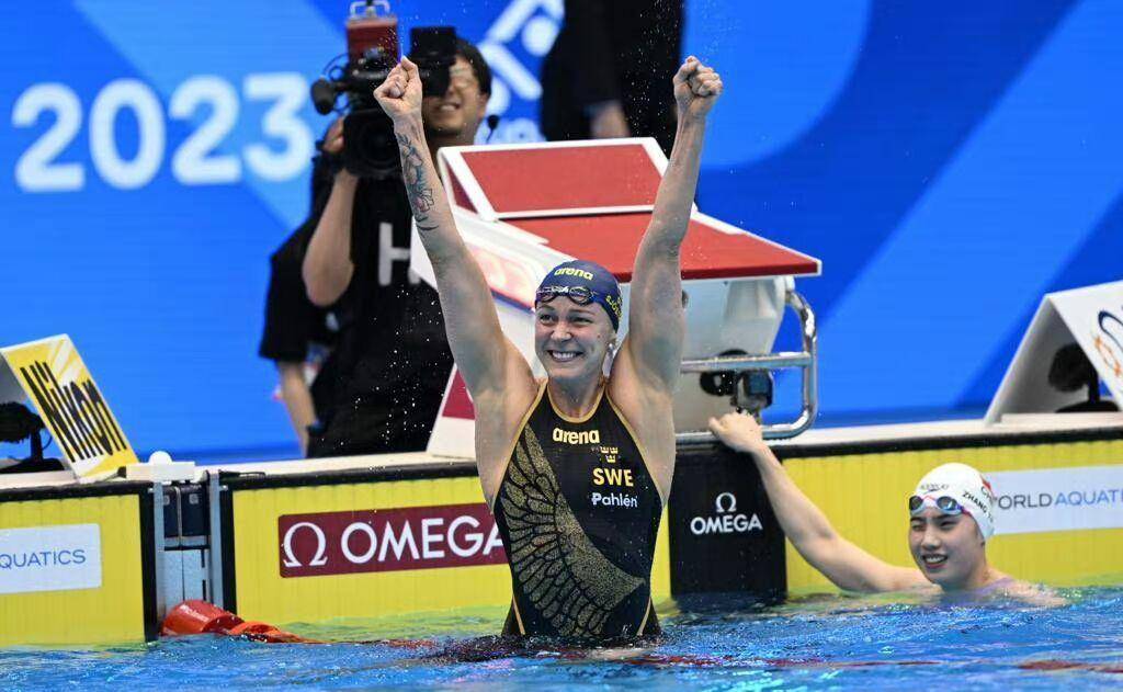 关于澳大利亚游泳名将再夺金牌，美国选手闯入游泳决赛的信息