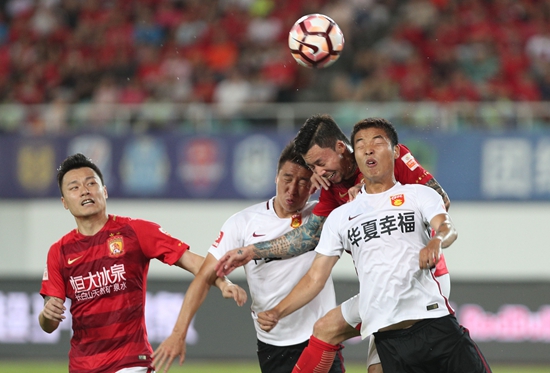 米兰体育平台-广州恒大客场击败河北华夏，豪取三分的简单介绍