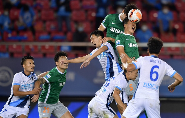 米兰体育娱乐-包含兵败如山倒：教练团队备受压力的词条