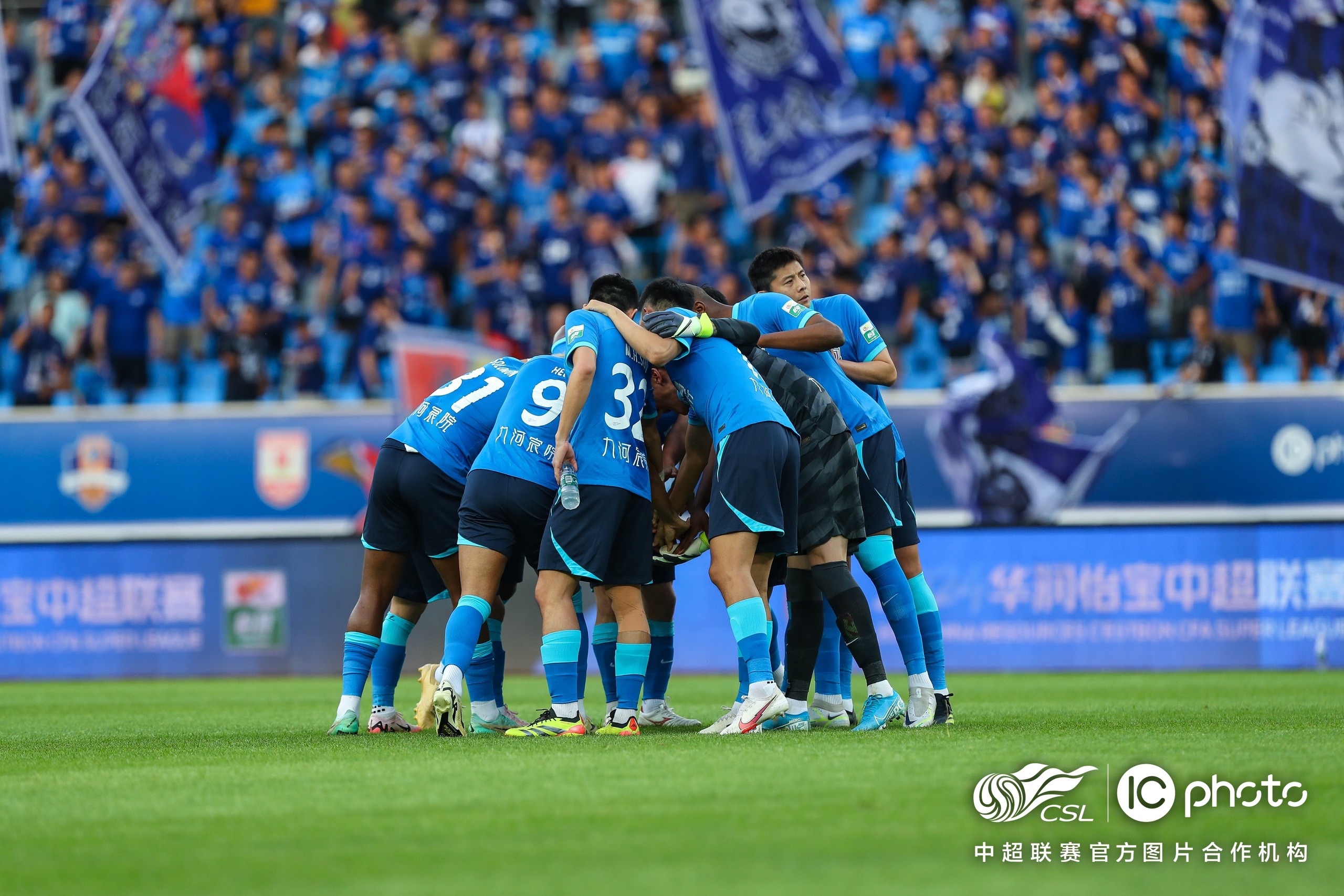 米兰体育网址-包含比分胶着，技术对抗，现场观众热情高涨的词条